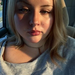 Meet your Posher, Georgia